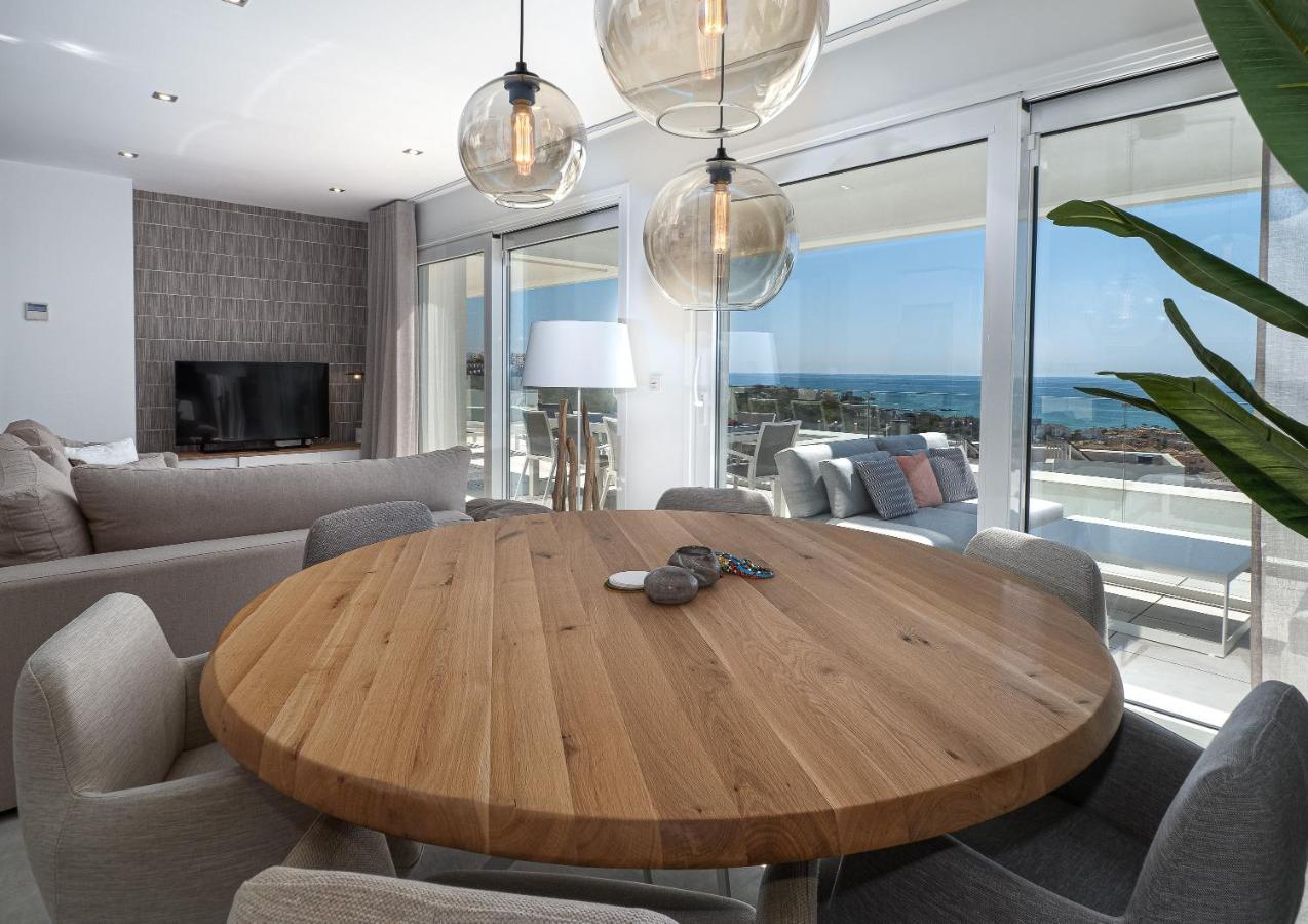 Magnificent Penthouse With Panoramics Views *